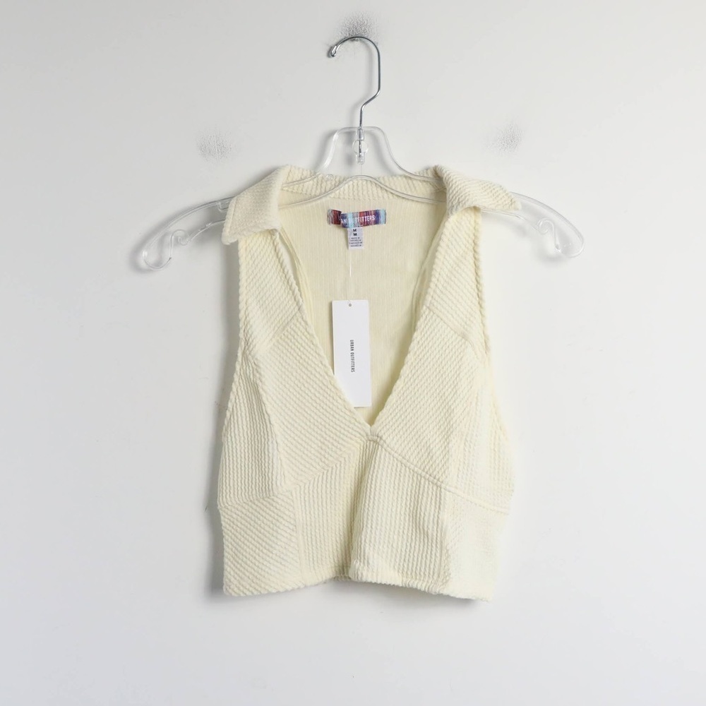 NWT Urban Outfitters Ford Collared Cropped Top Ivory textured V-neck M medium - Picture 3 of 8